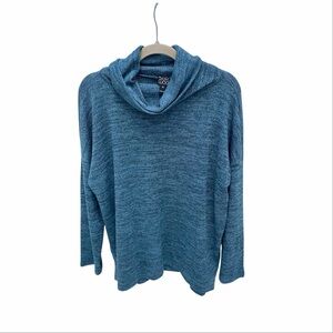 Clara Sun Woo sweater 💙